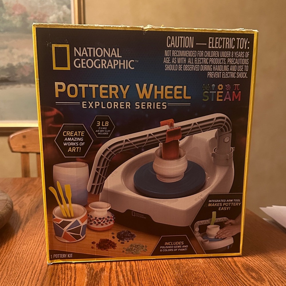 National Geographic Pottery Wheel with Blue and White Accents